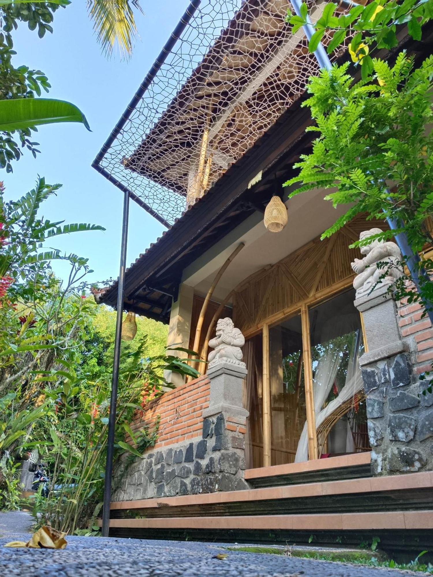 Great Mountain Views Villa Resort Selat Esterno foto