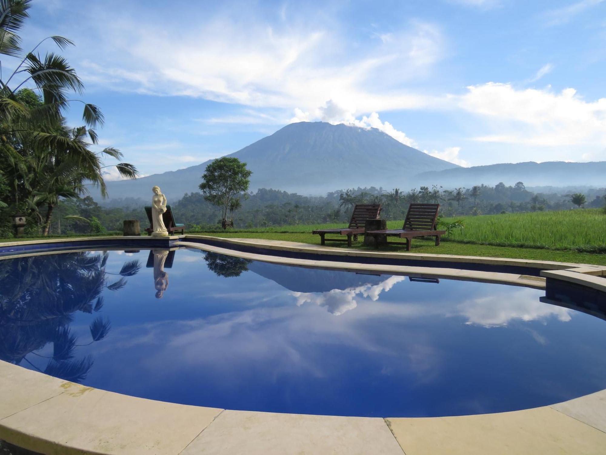 Great Mountain Views Villa Resort Selat Esterno foto