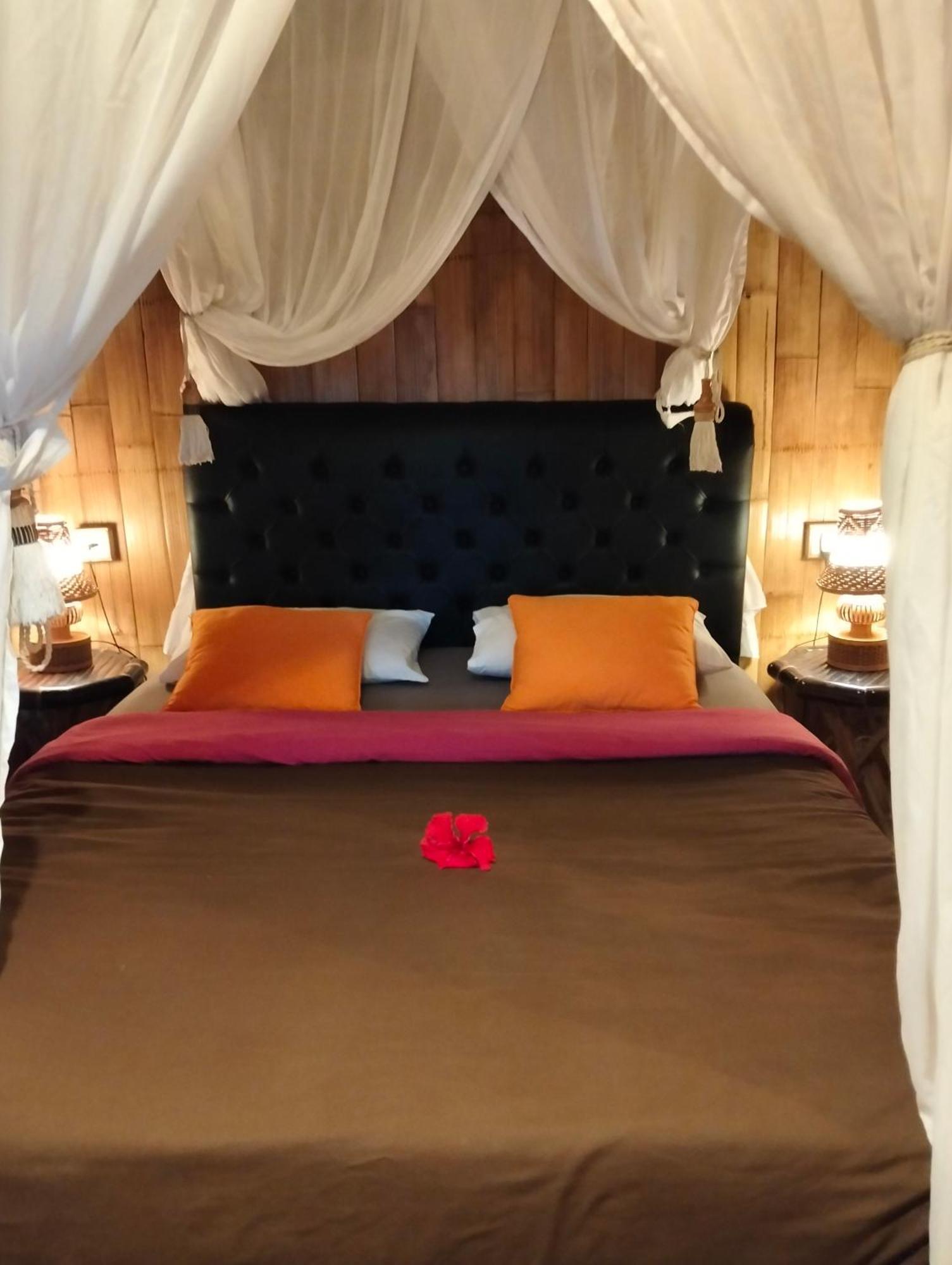 Great Mountain Views Villa Resort Selat Esterno foto