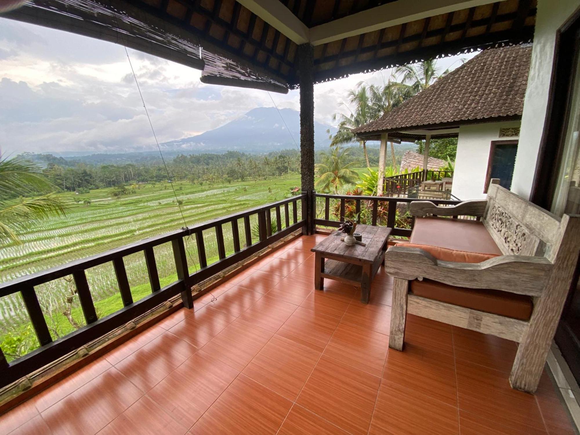 Great Mountain Views Villa Resort Selat Esterno foto