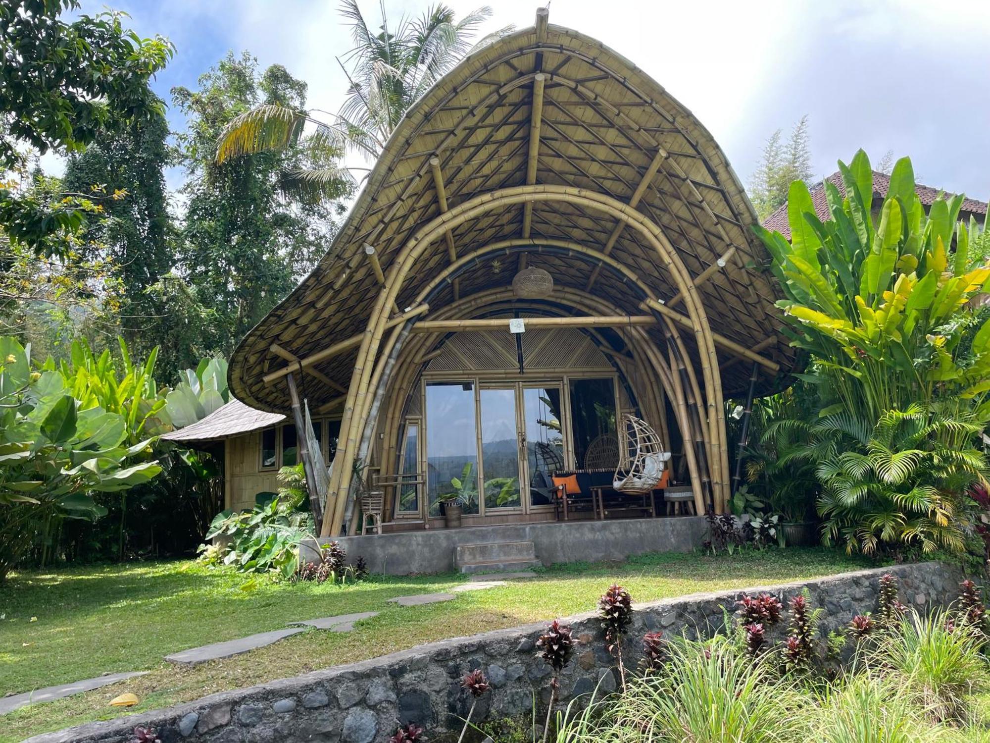 Great Mountain Views Villa Resort Selat Camera foto